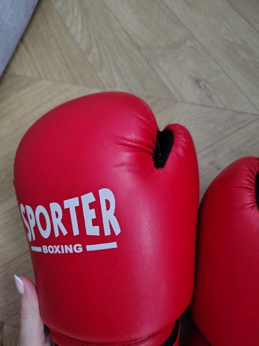 Боксови ръкавици