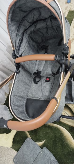 Детская коляска.