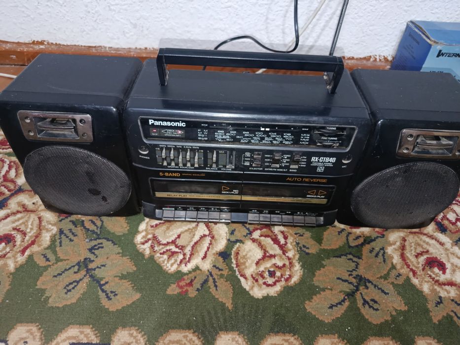 Пытаюсь в магнитофон panasonic в хорошем состоянии