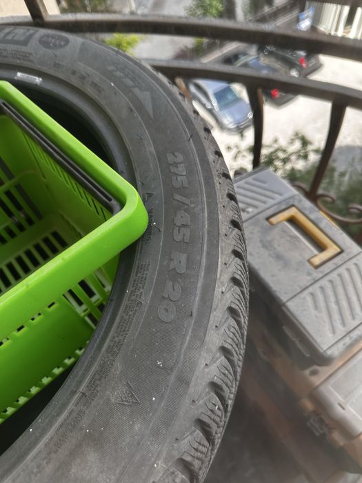 Шины зимние MICHELIN  latitude 275/45/R20