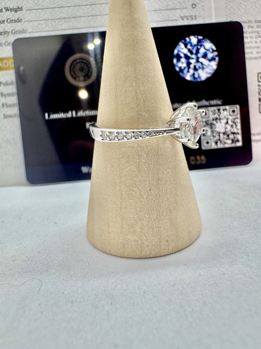 Сребърен пръстен с мойсанит (Диамант) 1 карат