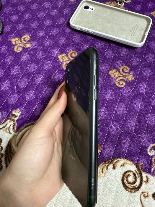 Iphone Xr в хорошем состоянии