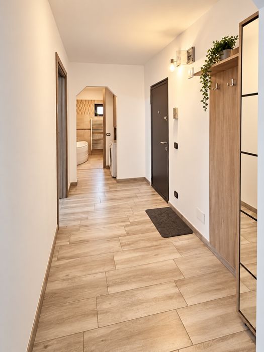 Apartament 2 camere de vanzare 3 camere zona Nord Digu Barnat