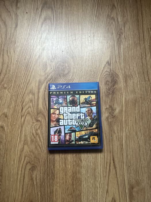 GTA 5 premium edition PS4 CD