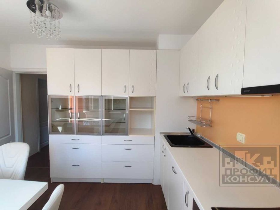 Продава се Тристаен апартамент в Велико Търново, Център - 64 кв.м за 1844 €/кв.м - Снимка #2