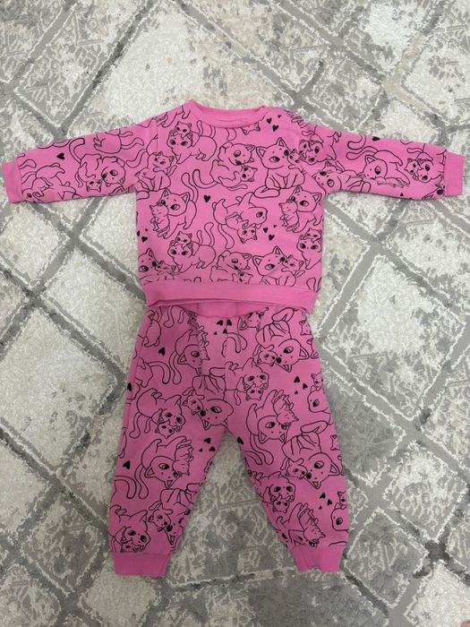 Продам флисовый костюм