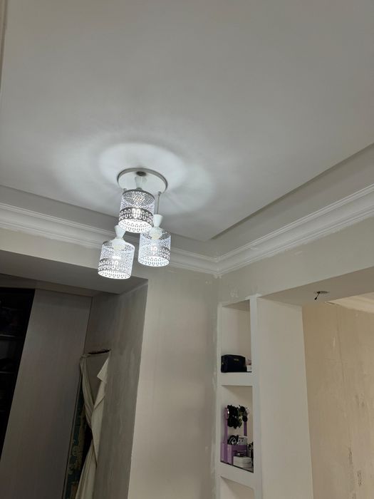 Продам красивые люстры