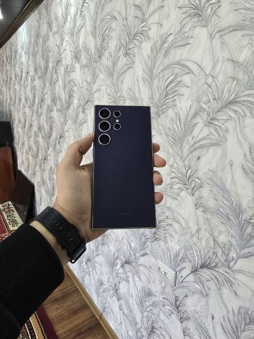 Samsung S24 Ultra  America 12/256g sotiladi