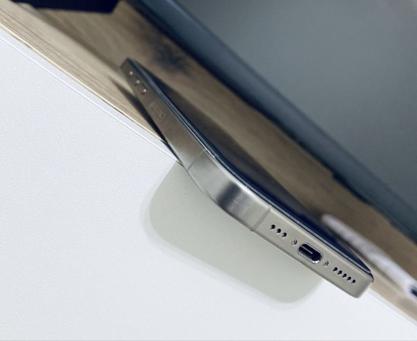 Iphone 15 pro 256gb 100%