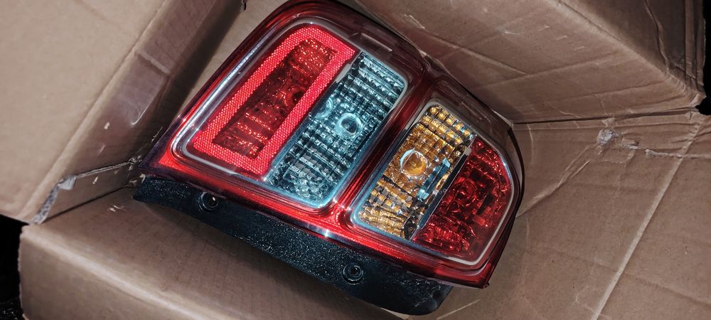 cobalt orqa fara chap tarafi radnoy