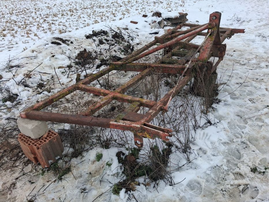 Vând Cadru  combinator