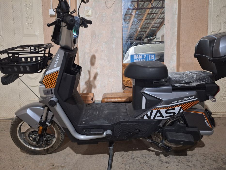 Скутер Vasat Electro