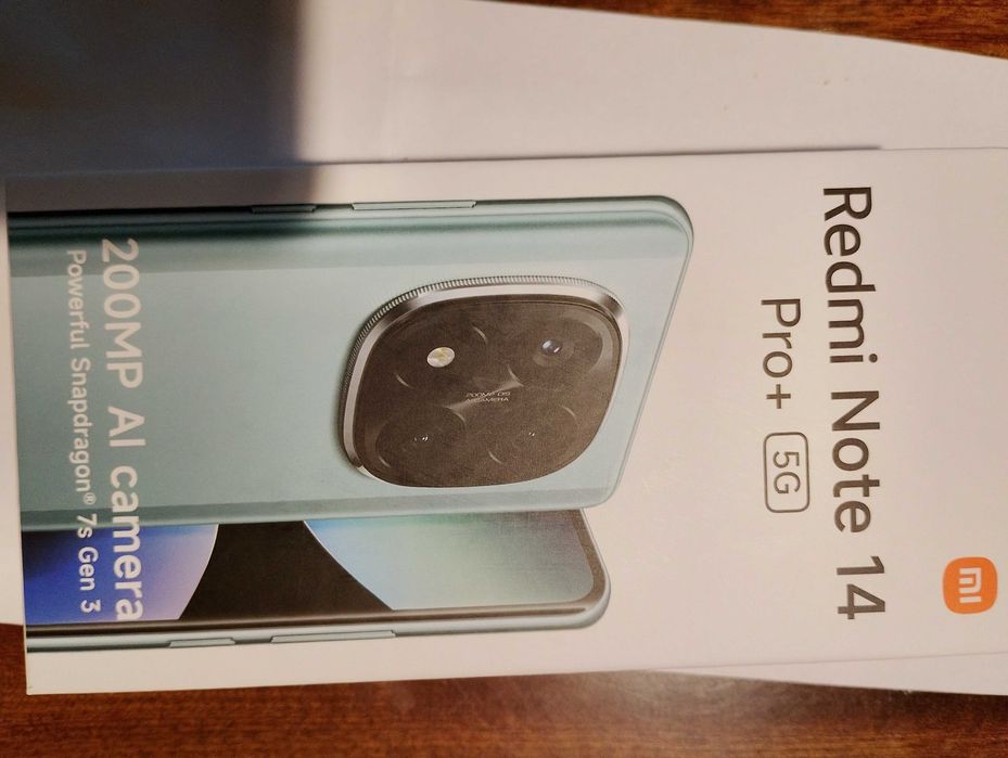 Продавам телефон Хиоми Редми Ноте 14ПРо плюс