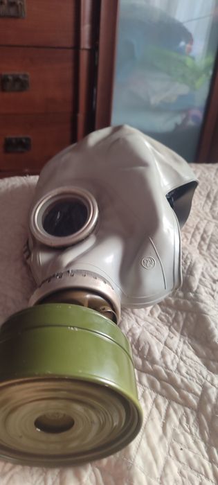 Продам противогаз гп 5