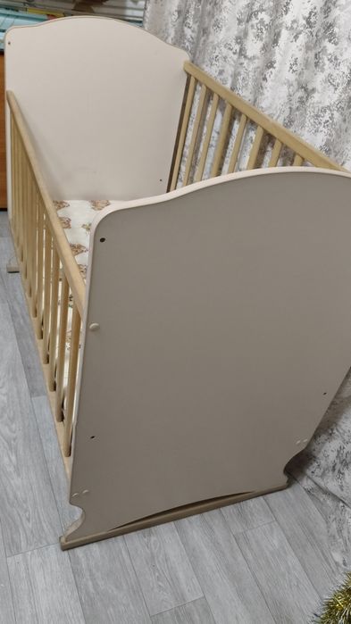 Детская кровать б/у