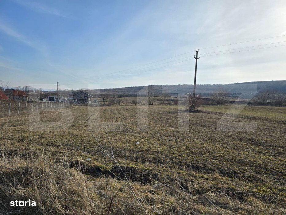 Teren extravilan de vanzare, 1.113 mp, zona-Valea Chintaului