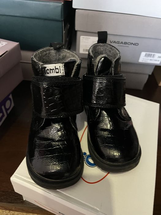 Детская обувь на все сезоны