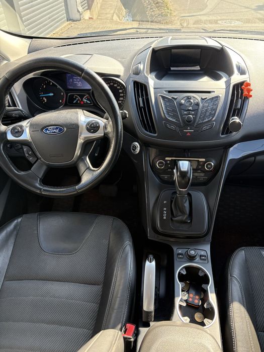 Vand ford kuga 2013