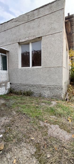 Noturar bino ishlab chiqarish maydoni bogʻi  umumiy maydoni 1gektar