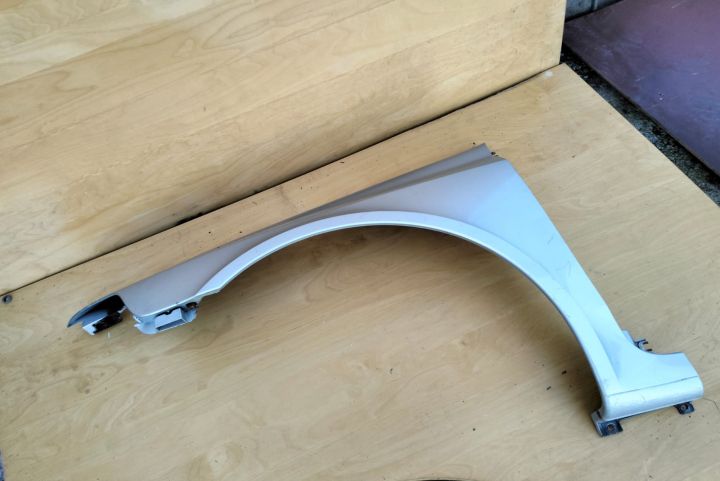 Aripa  Stanga Renault Laguna a 2-a generatie