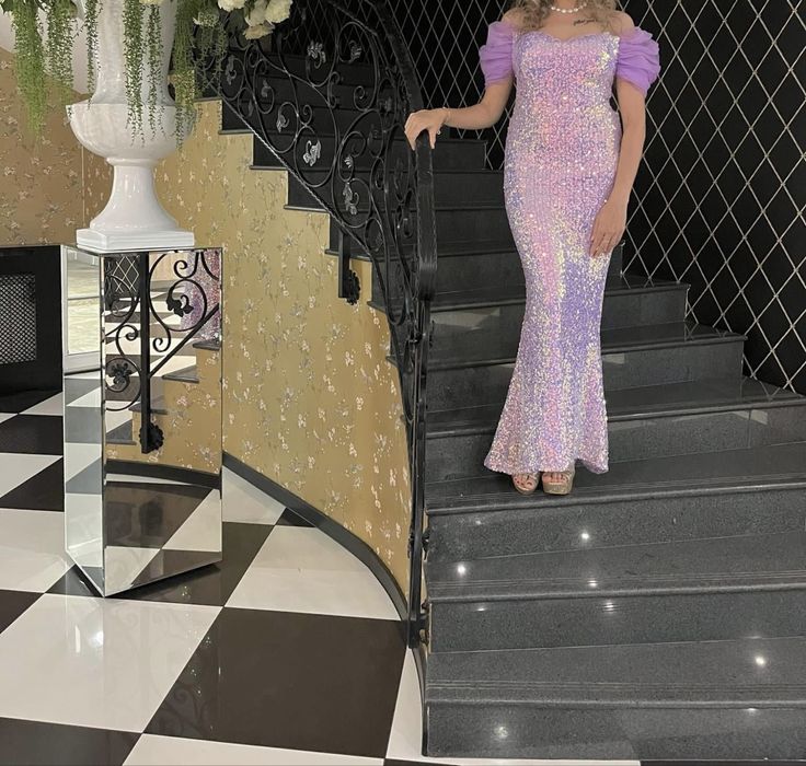 Рокля Официалнаа