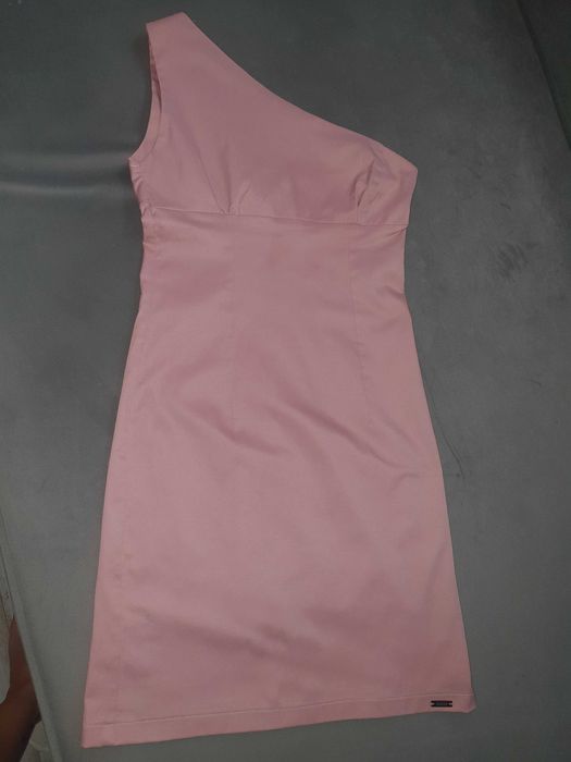 Стилна Рокля Alessa