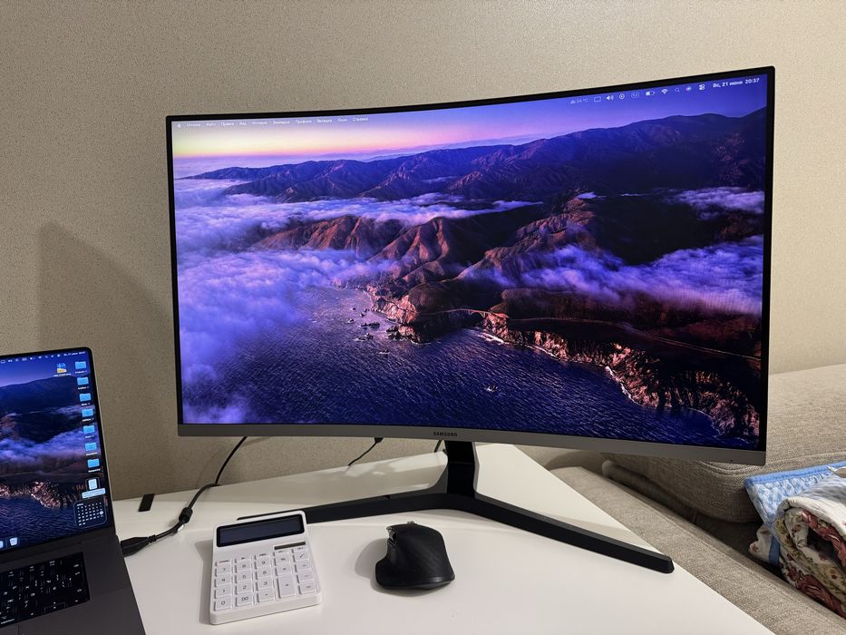 Монитор 31,5’’ Samsung C32R502FHI