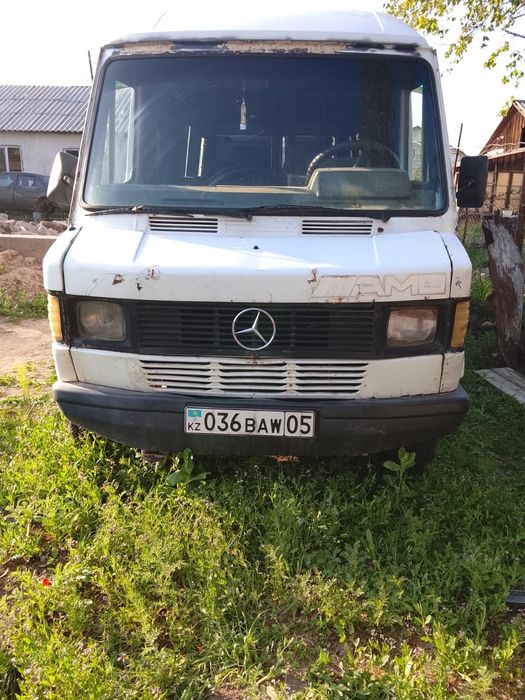 Сатылады.700 000.обьем2.4.