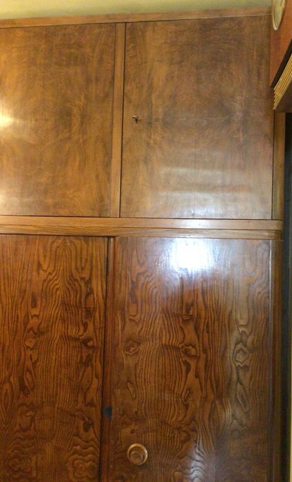 Старинен гардероб ръчна изработка орех