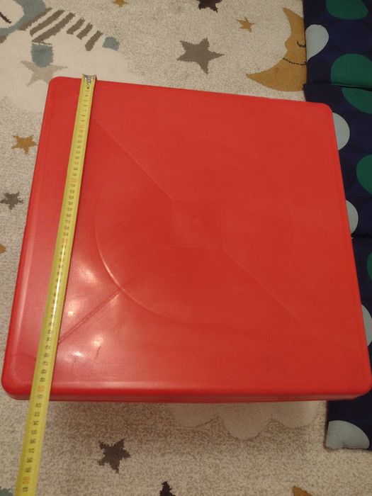 Детска маса за игра