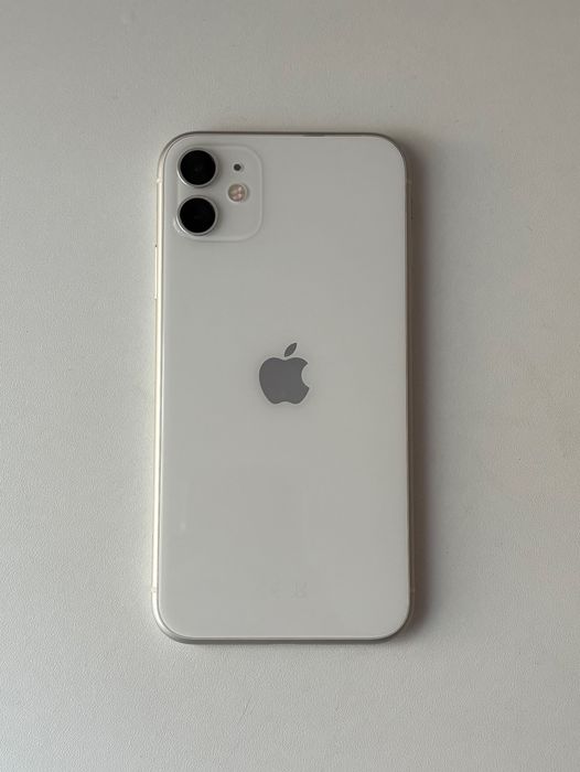iPhone 11 (64 гб)