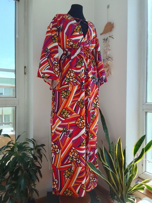 Дамски рокли ръчна изработка