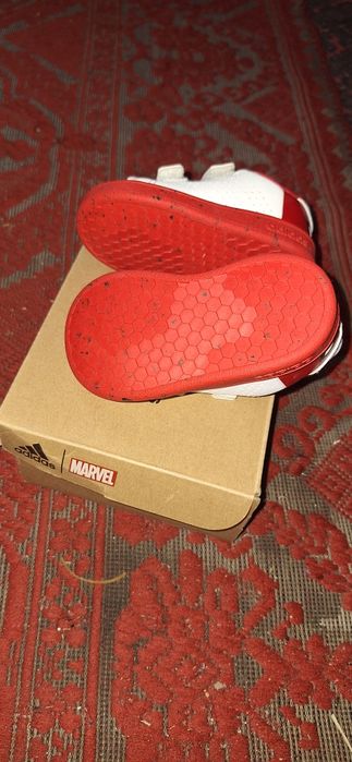 Adidași Adidas Marvel Bebeluși
