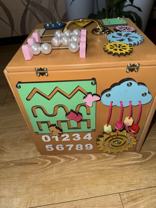 Бизиборд для детей новый