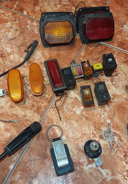 Semnalizari ELBA plafoniera stergatoare vechi Dacia 1300 Aro Ims Dac