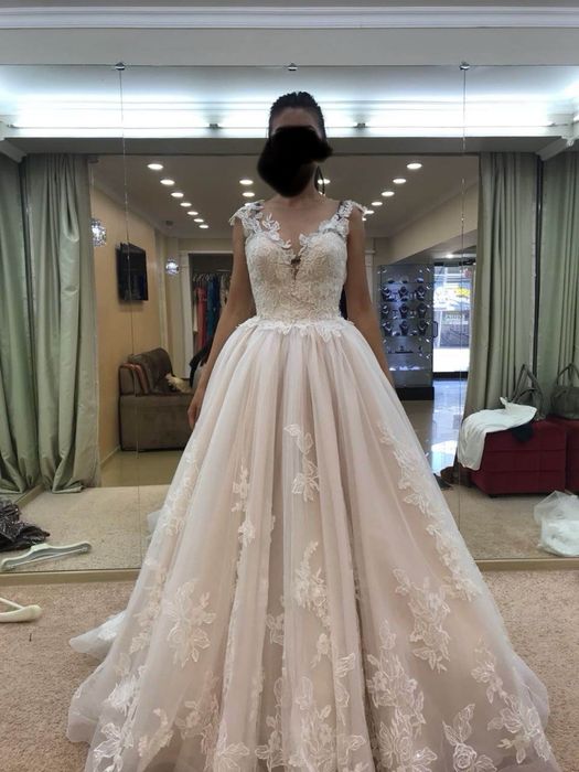 Срочно срочно Продаю свадебное платье