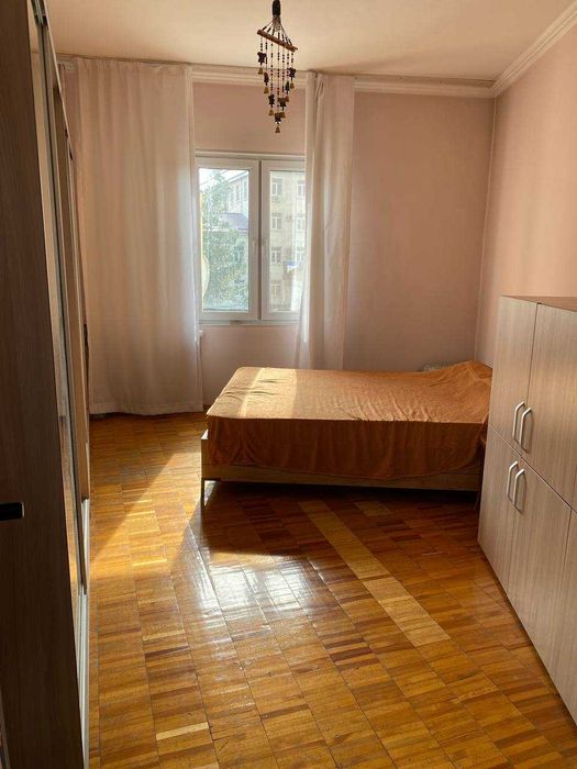 Продается просторная и ухоженная квартира на Юнус-Абаде 19 квартал