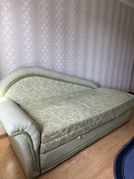 Продам диван раскладываается