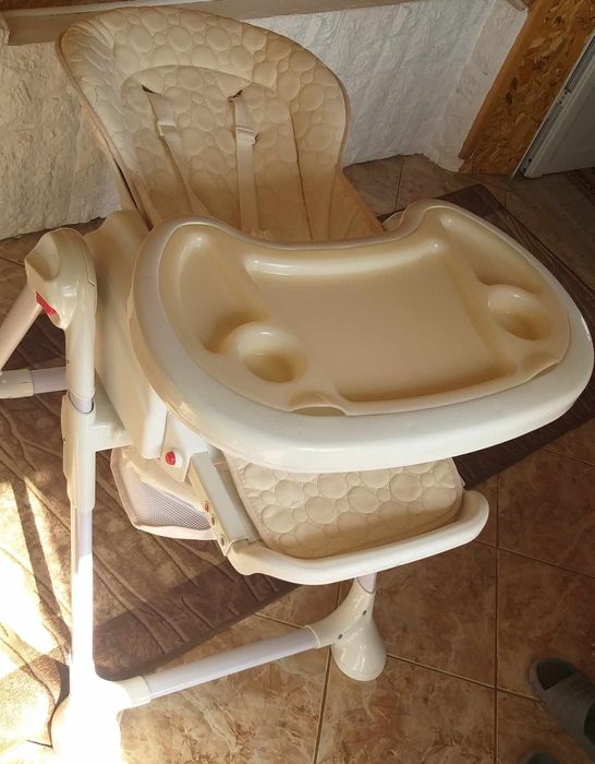 Детско столче за хранене