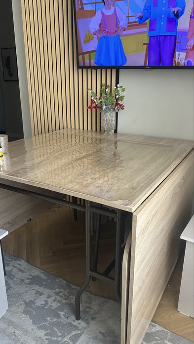 Продам трансформер стол 35000 тг.