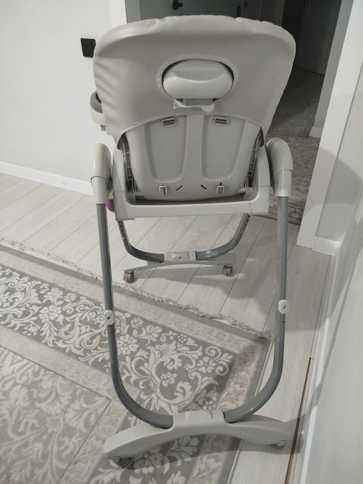 Детский стул для кормления