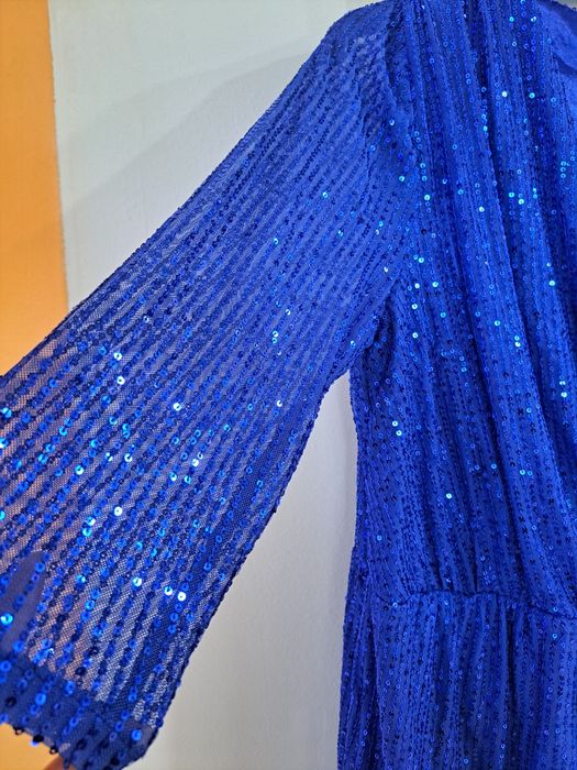 Продам новое платье