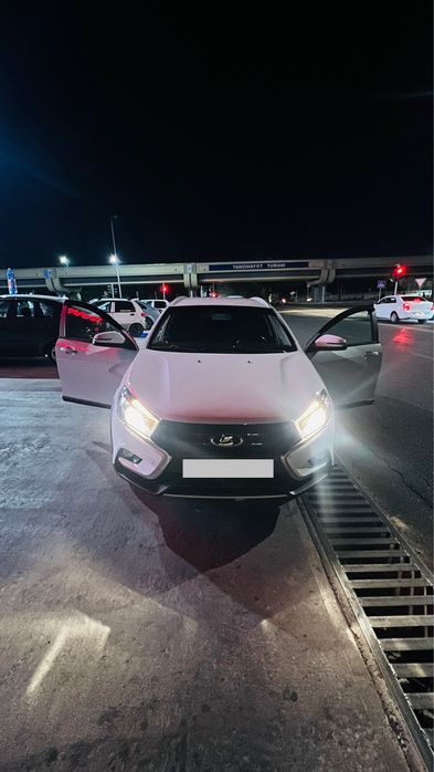 Продам Lada vesta cross.