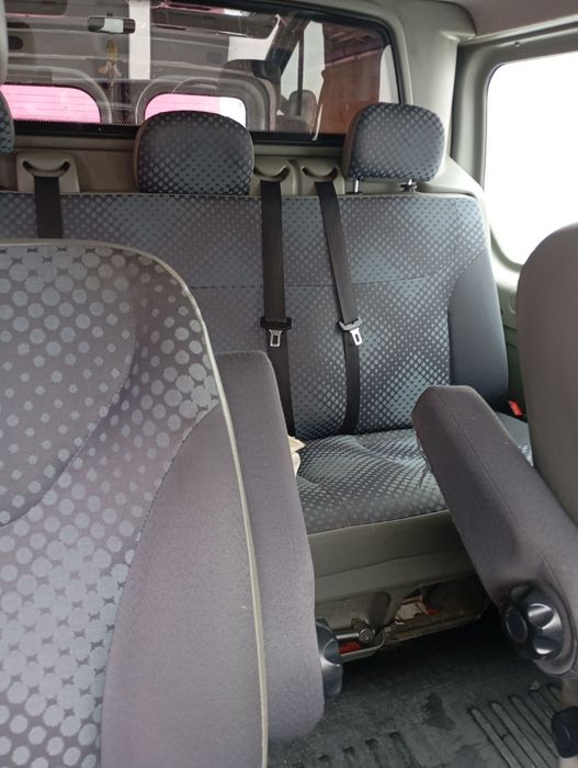 Renault trafic 5locuri