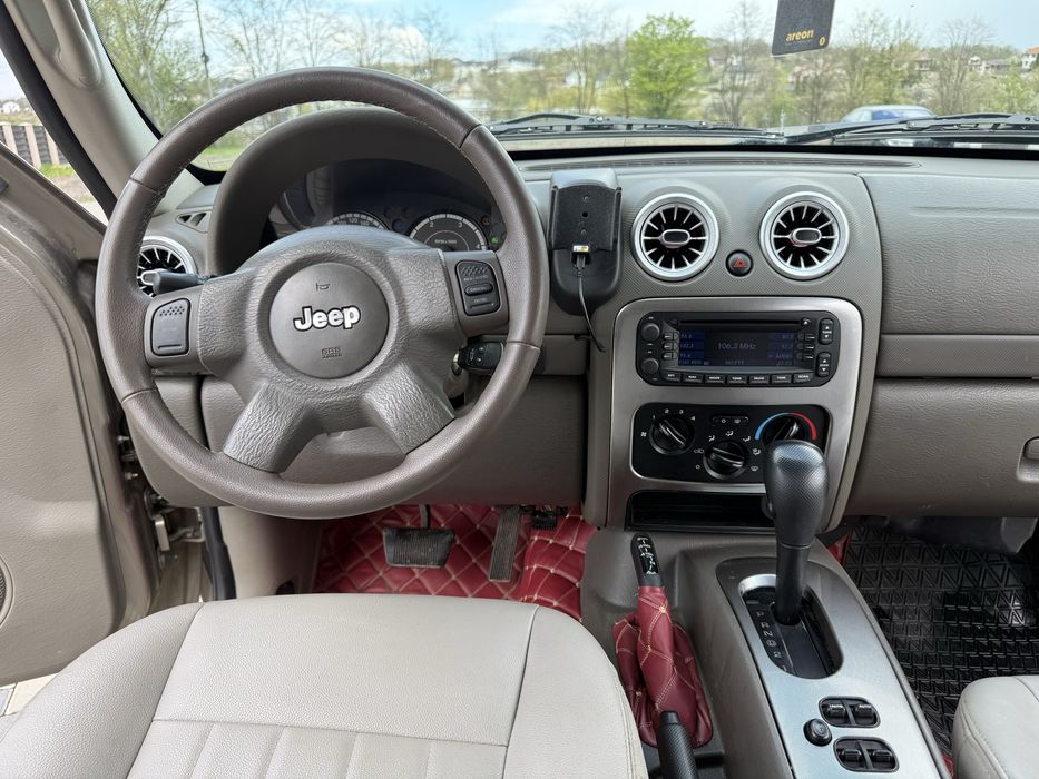 Jeep Cherokee 2.8D /Automat/ reductor mic/mare
