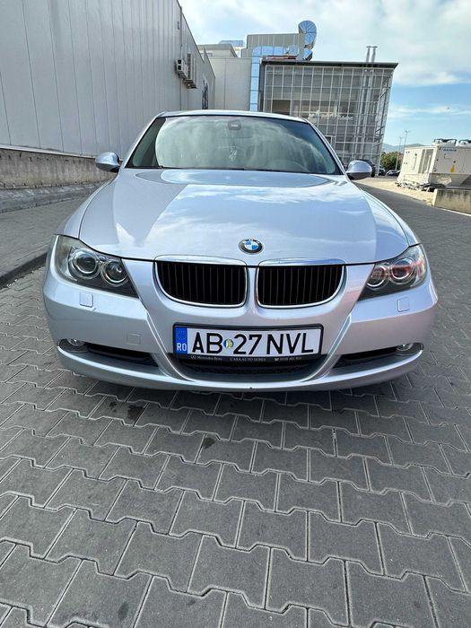 BMW Seria 3 318i E90 , motor 2.0 Benzina cutie automata