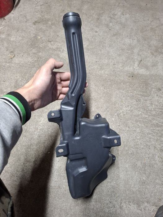 Бочок омывателя Кобальт