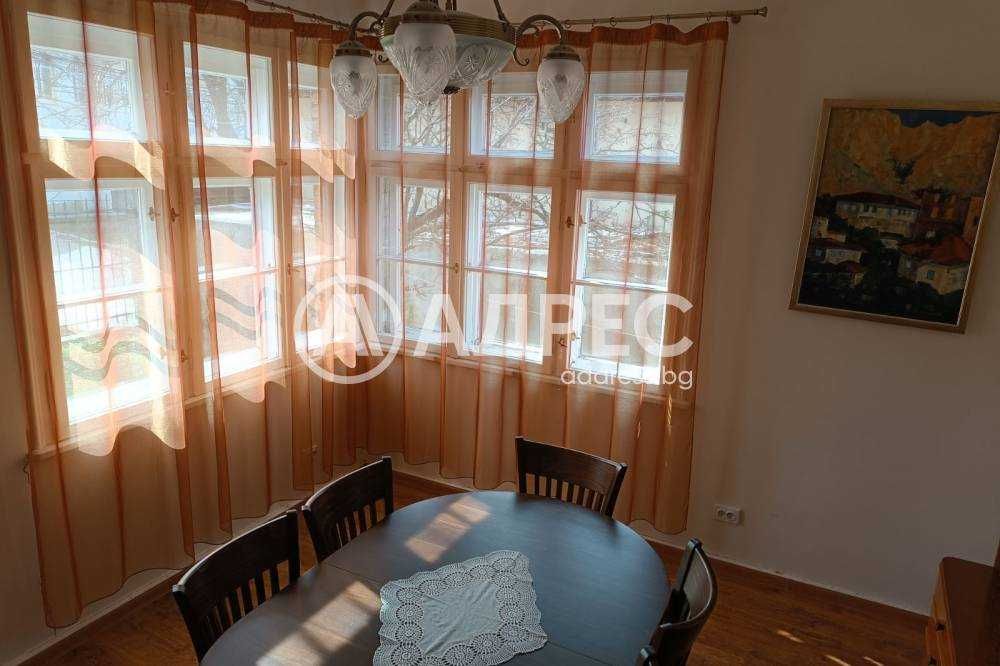 Продава се Къща в Разград, Център - 149 кв.м за 1010 €/кв.м - Снимка #2