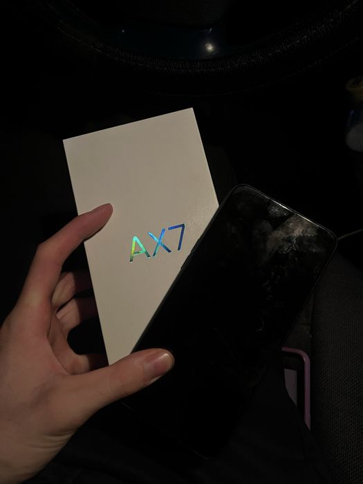 Продам оппо АХ7 в полном комплекте