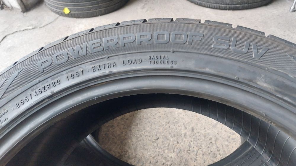 Нови гуми 255/45/20 Nokian Tyres 2 броя
